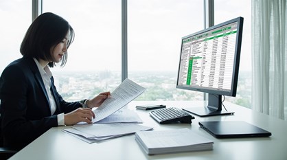 Hoàn thiện sổ sách kế toán